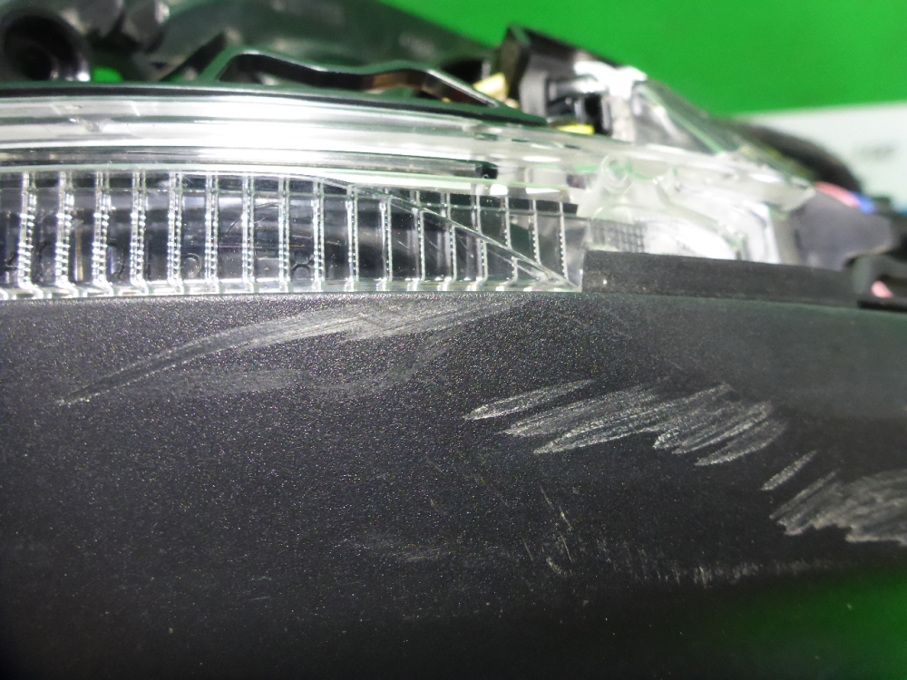 Зеркало правое электрическое