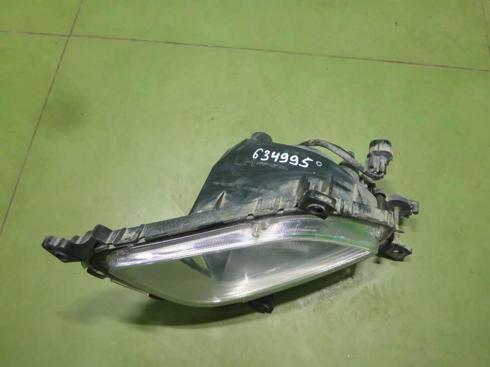 Фара противотуманная левая