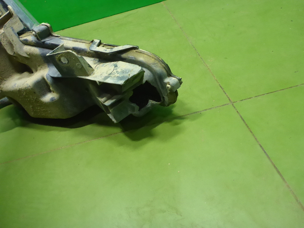 Фара противотуманная правая