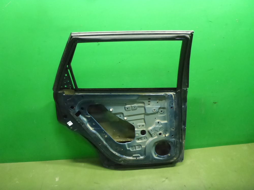 Дверь задняя левая