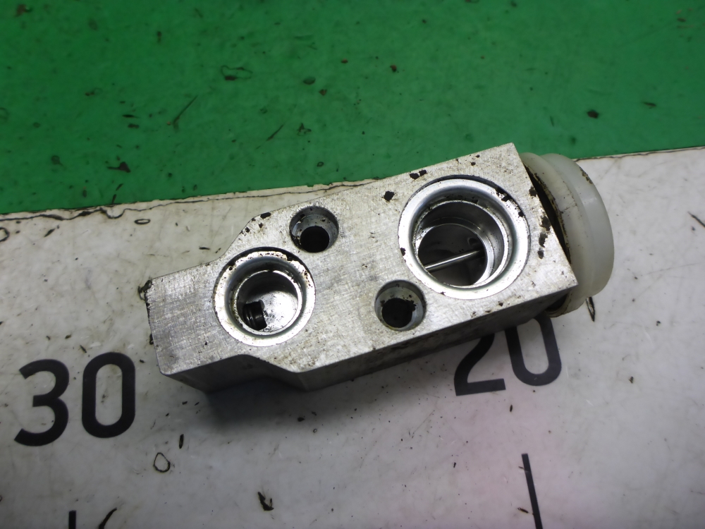 Клапан кондиционера