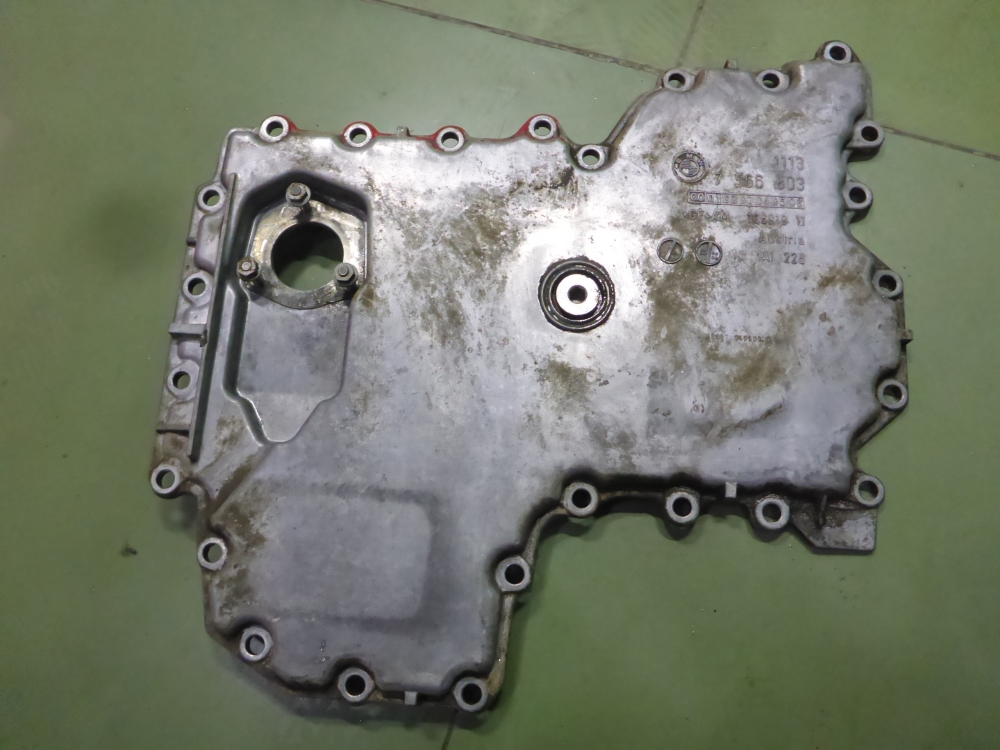 Поддон масляный двигателя (картер)