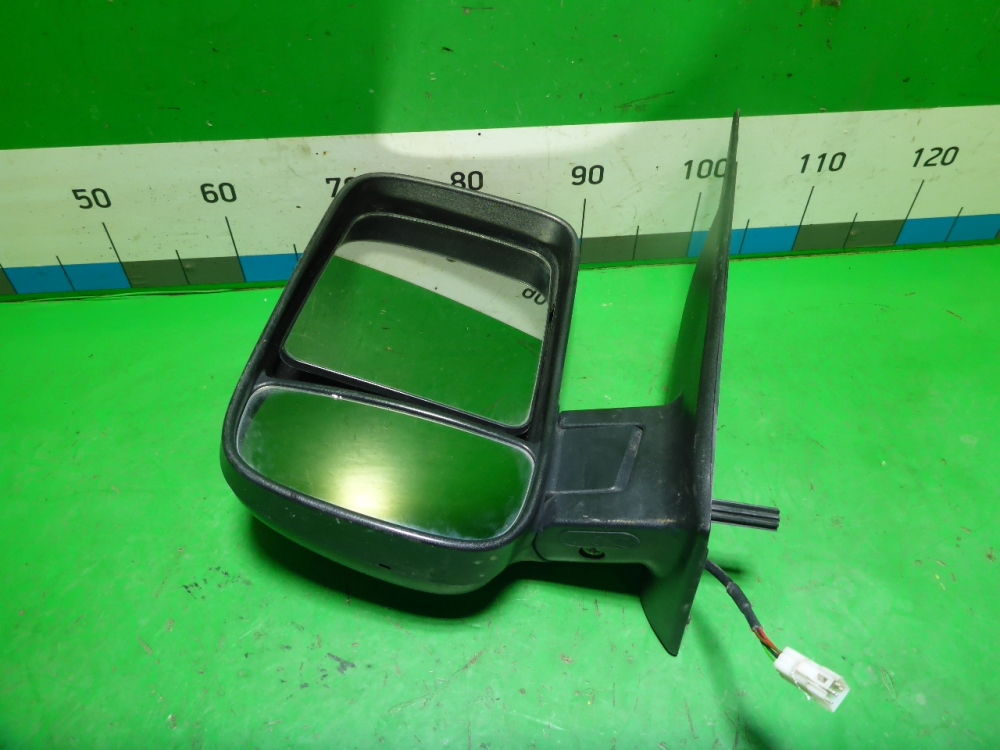 Зеркало левое электрическое