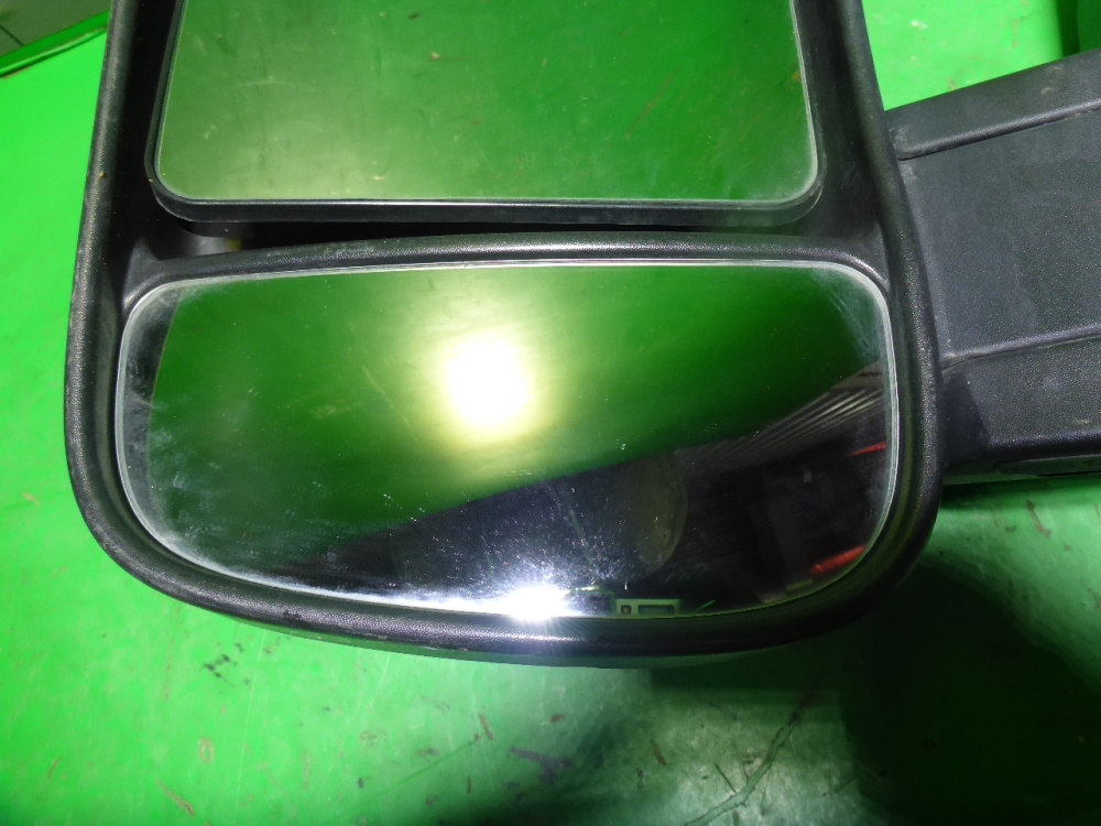 Зеркало левое электрическое