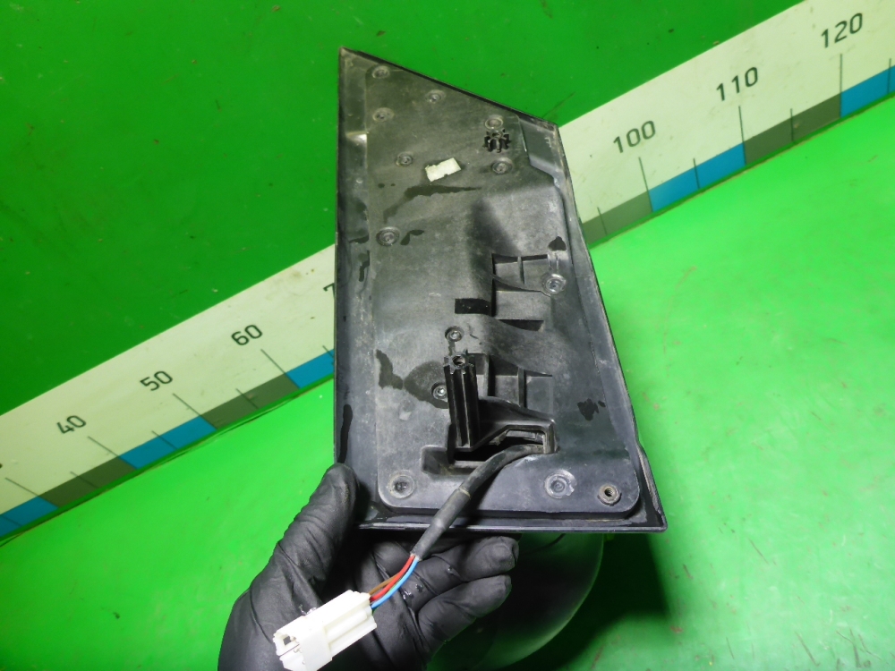 Зеркало левое электрическое