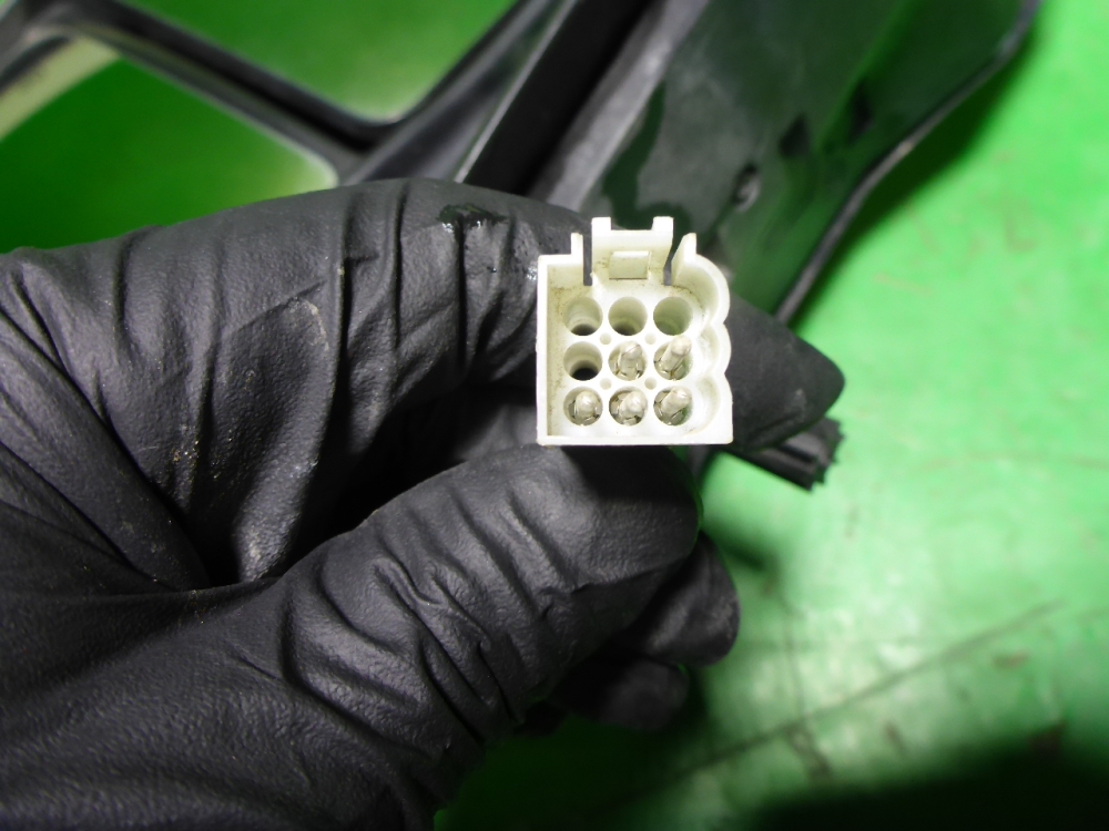 Зеркало левое электрическое