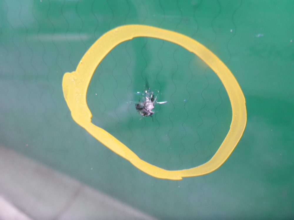 Стекло лобовое