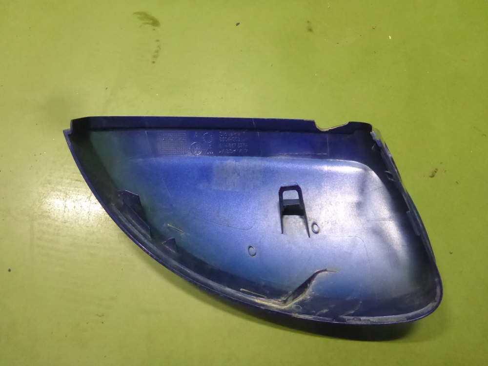 Накладка зеркала левого