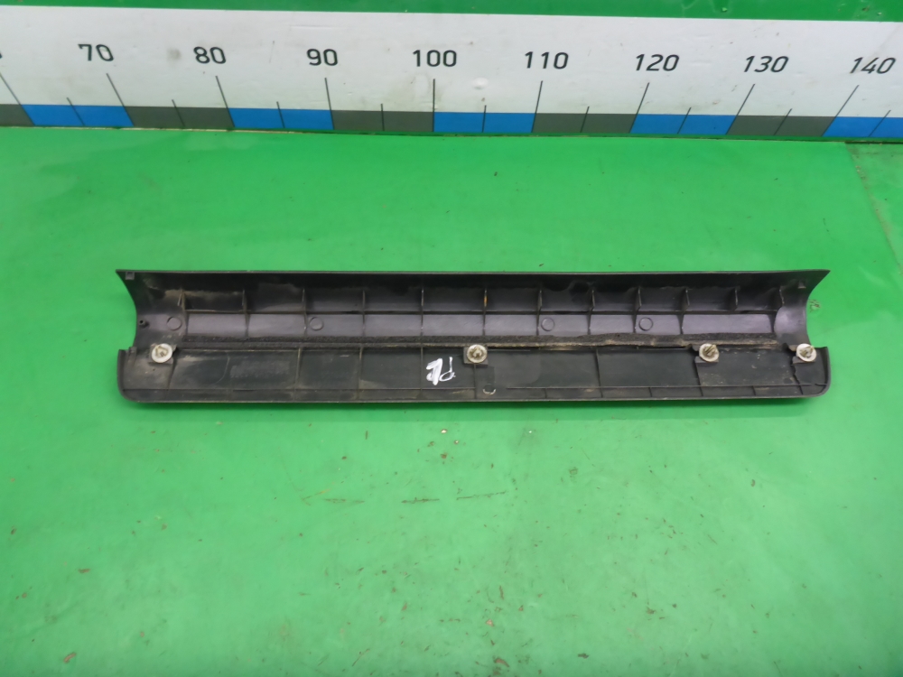 Накладка порога (внутренняя)