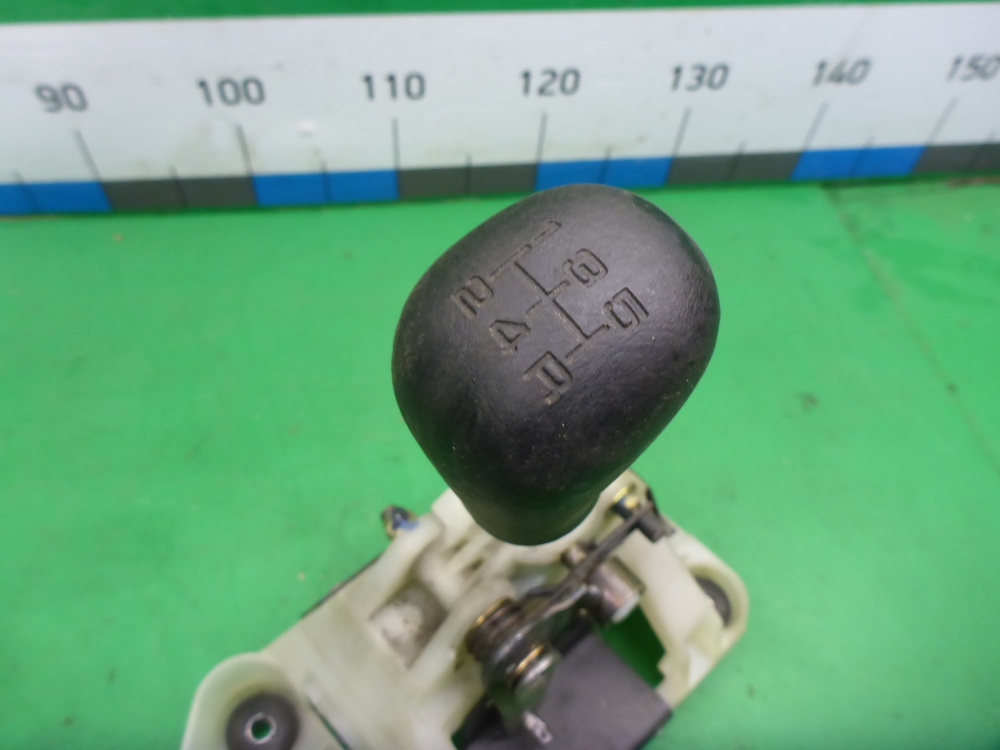 Кулиса МКПП / АКПП