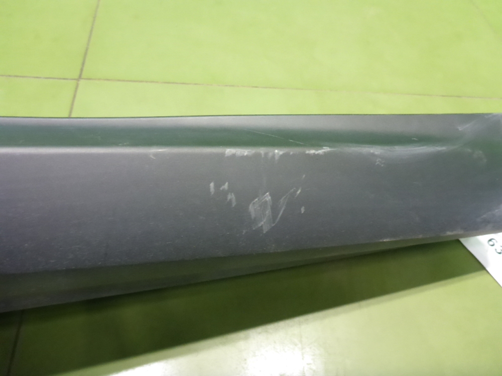 Накладка двери задней левой