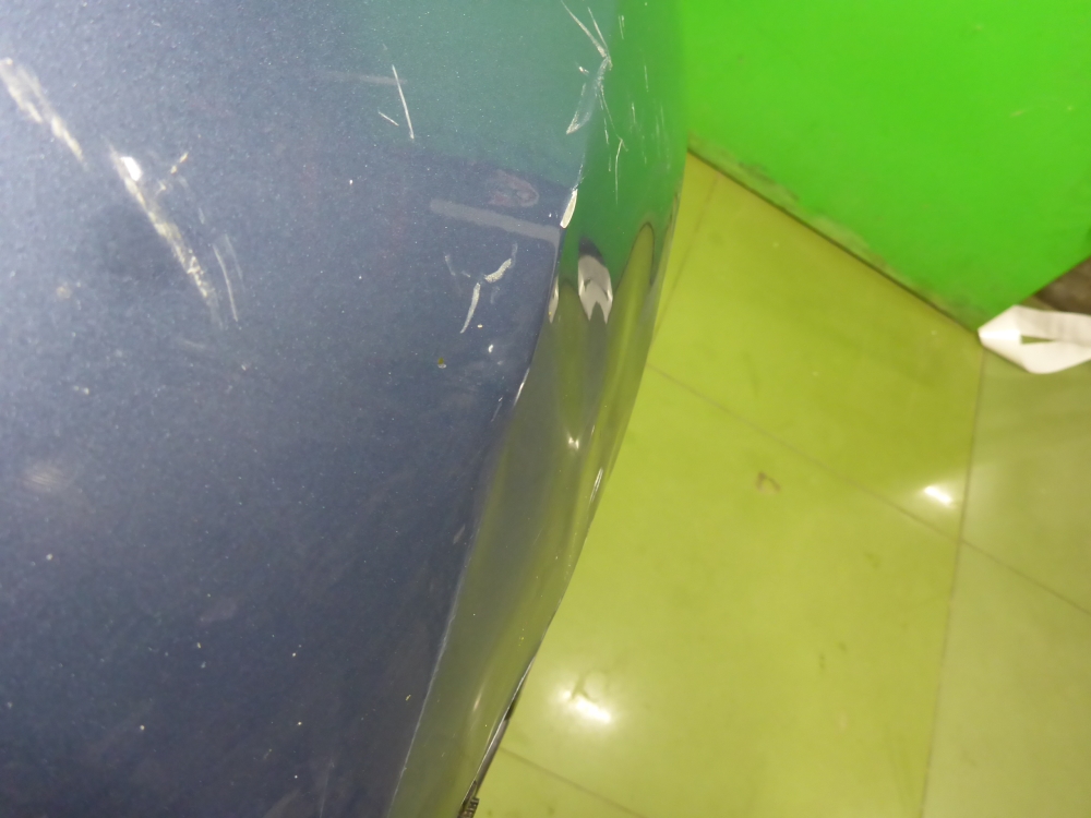 Крыло переднее левое