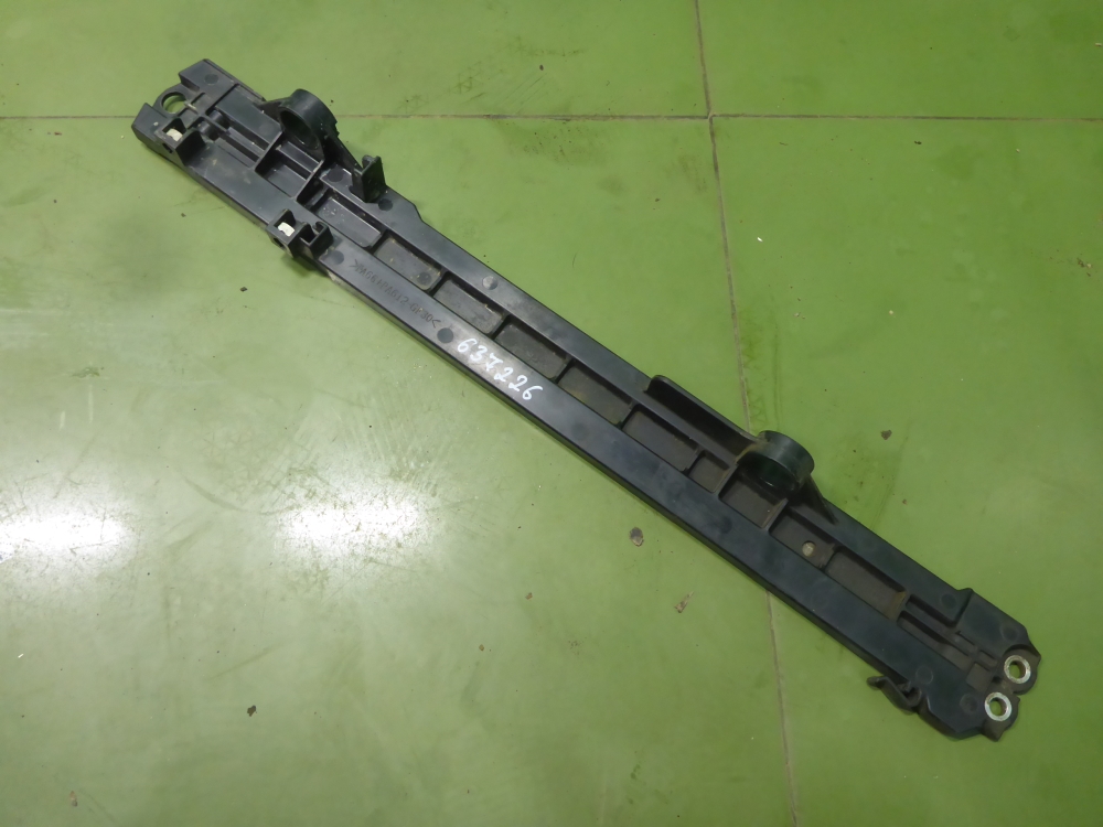 Кронштейн радиатора