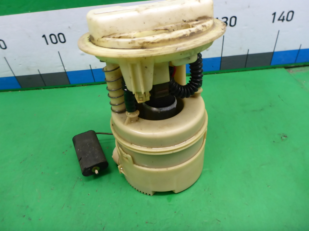 Насос топливный электрический