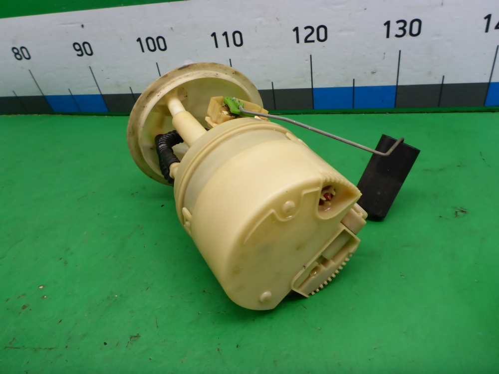 Насос топливный электрический