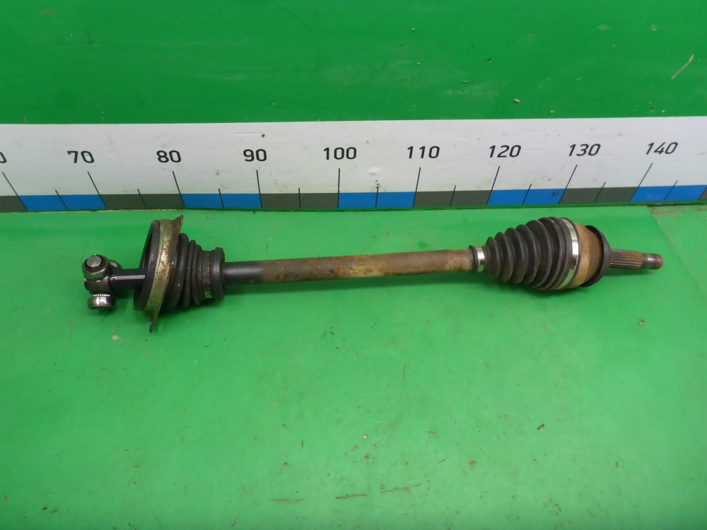 Полуось передняя левая