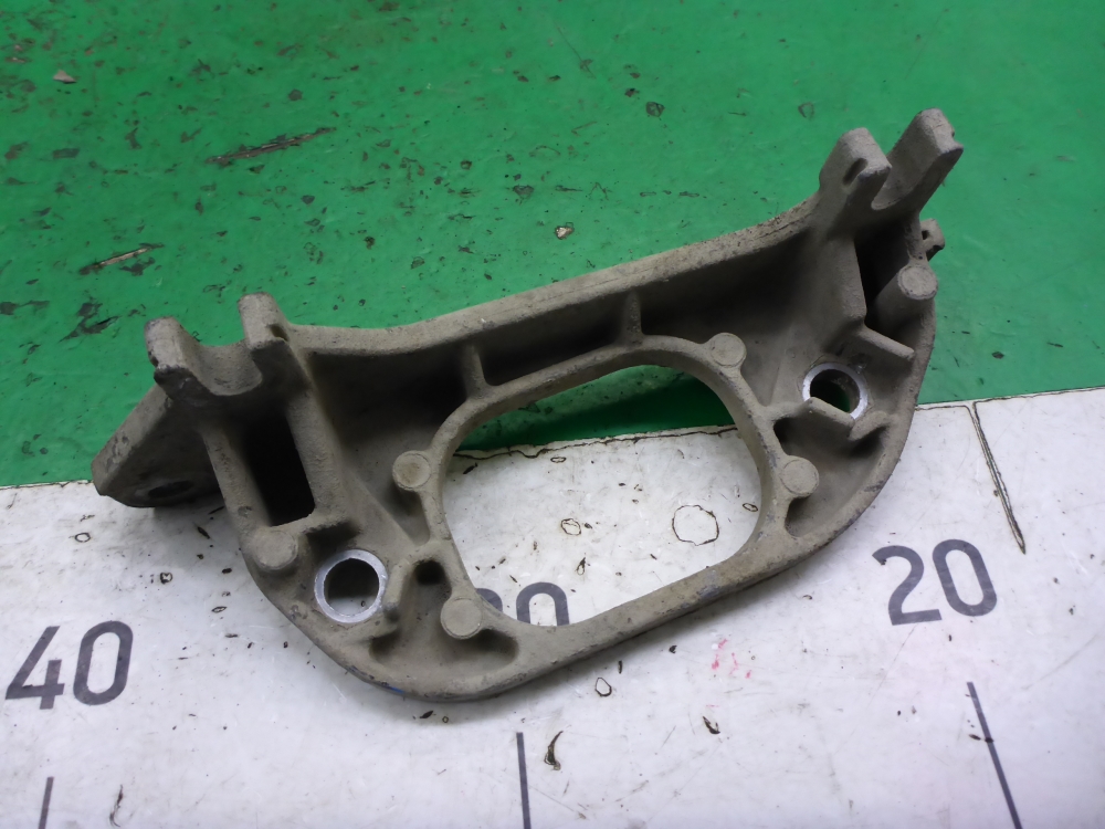 Кронштейн КПП