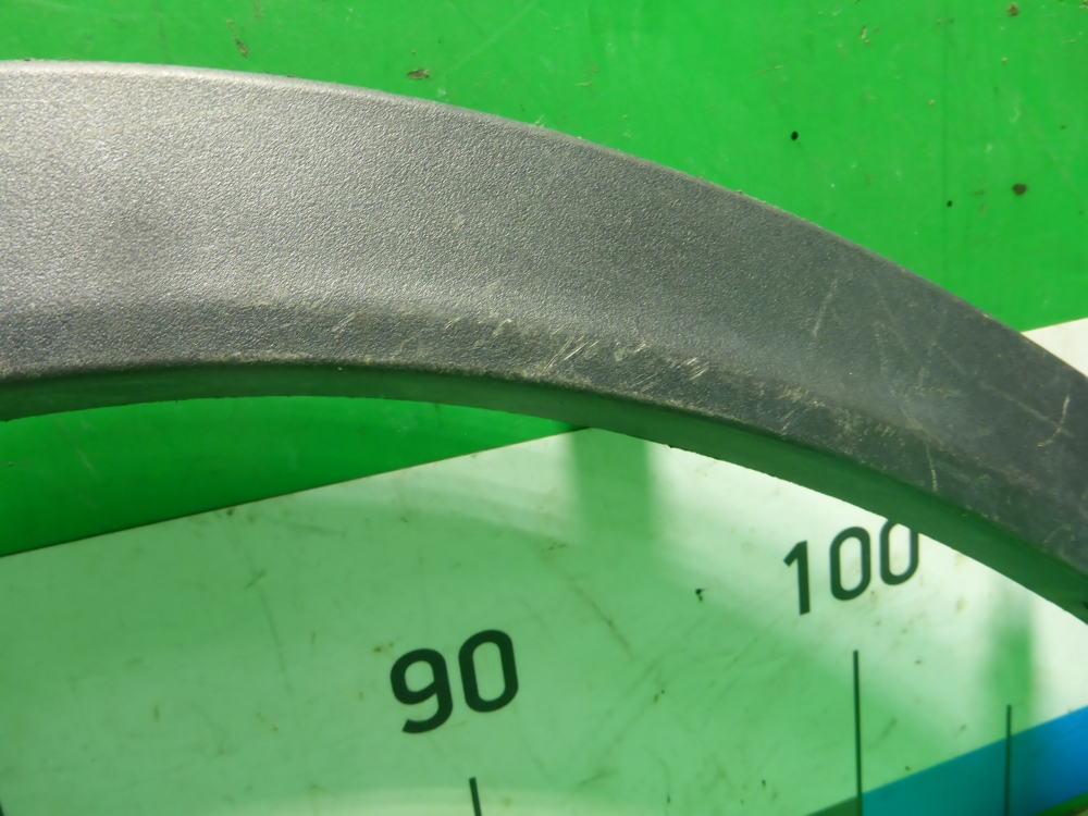 Накладка заднего крыла левого