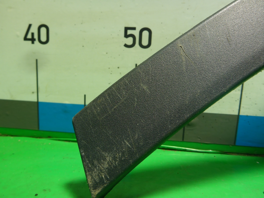 Накладка заднего крыла левого