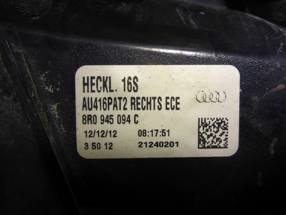 Фонарь задний правый