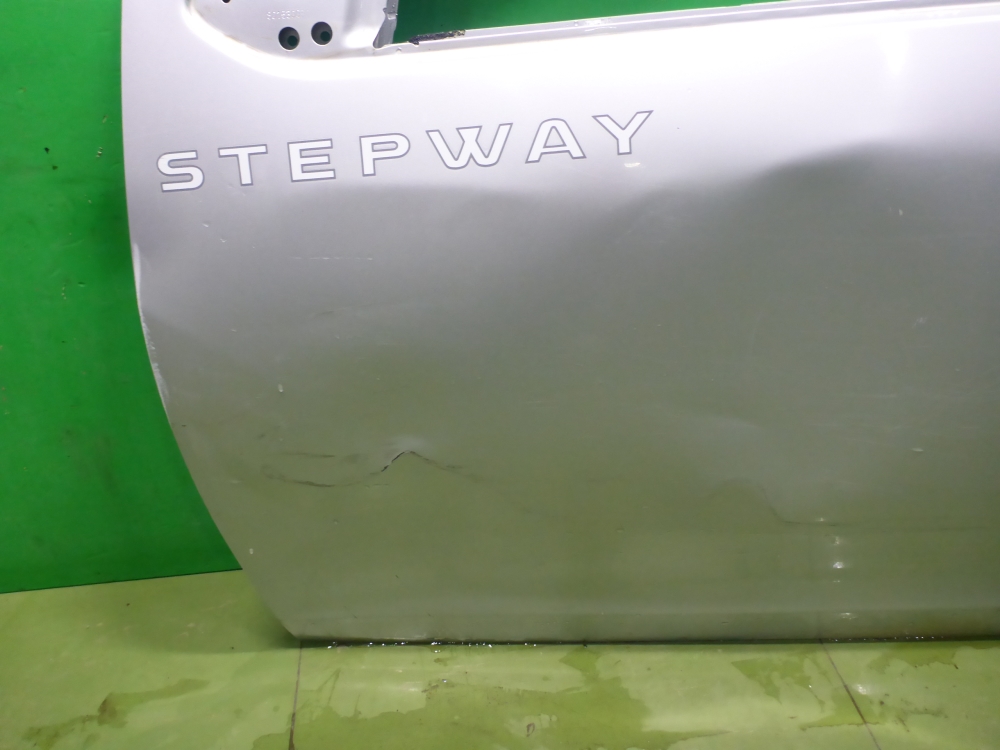 Дверь передняя левая