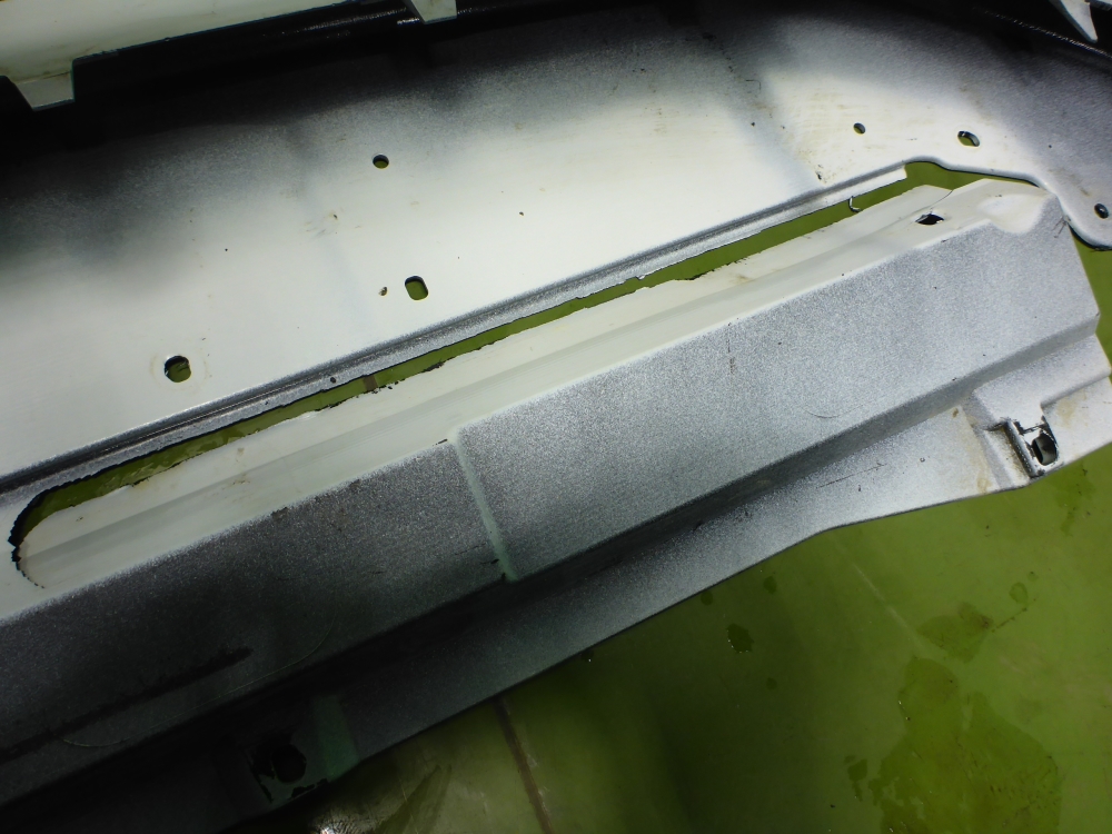 Бампер передний