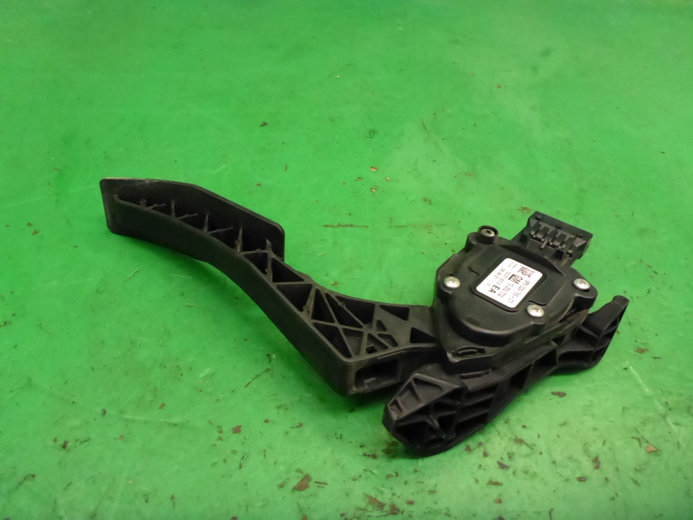 Педаль электронная