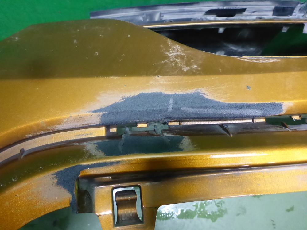 Бампер передний