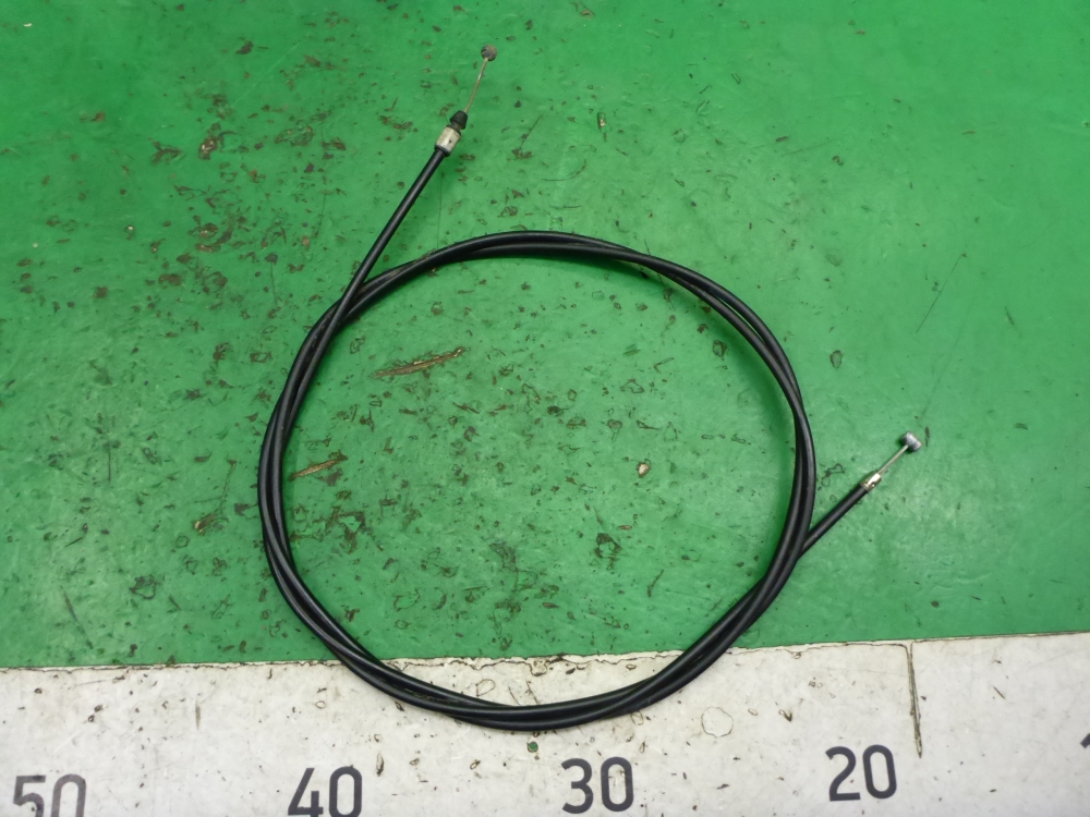 Трос открывания капота