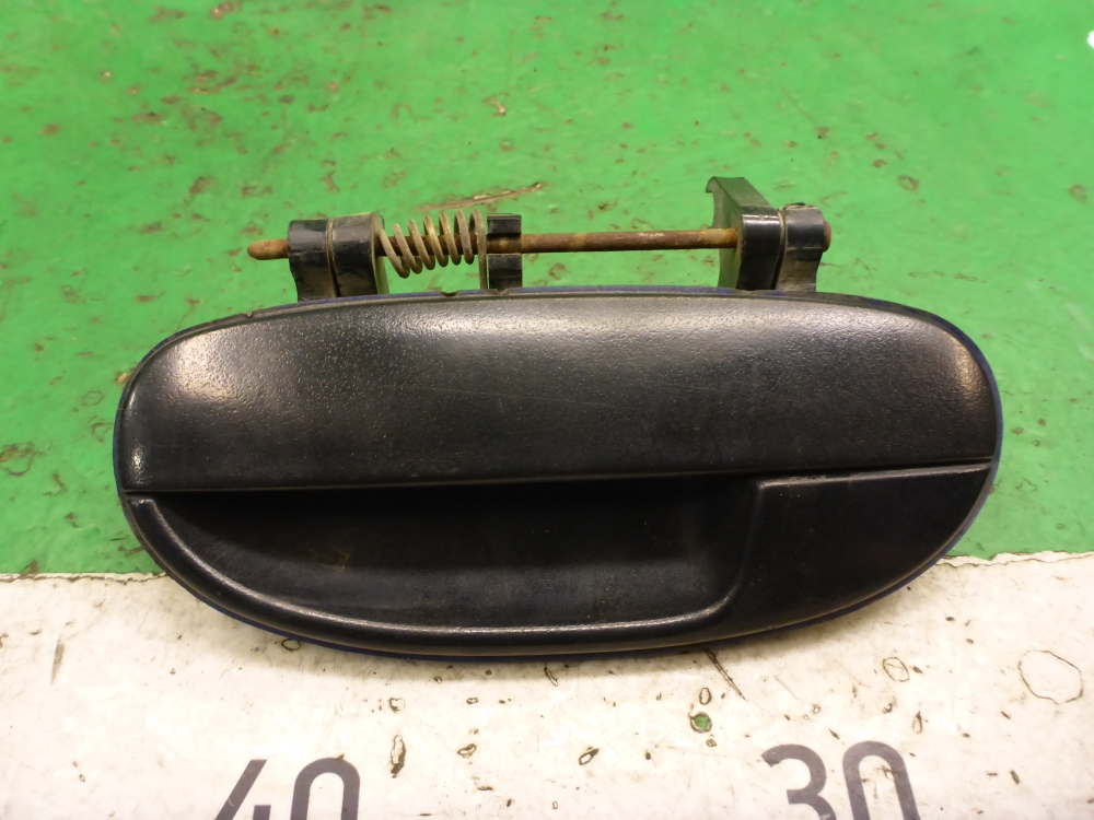 Ручка двери задней наружная левая