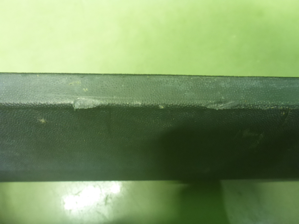 Накладка двери передней левой