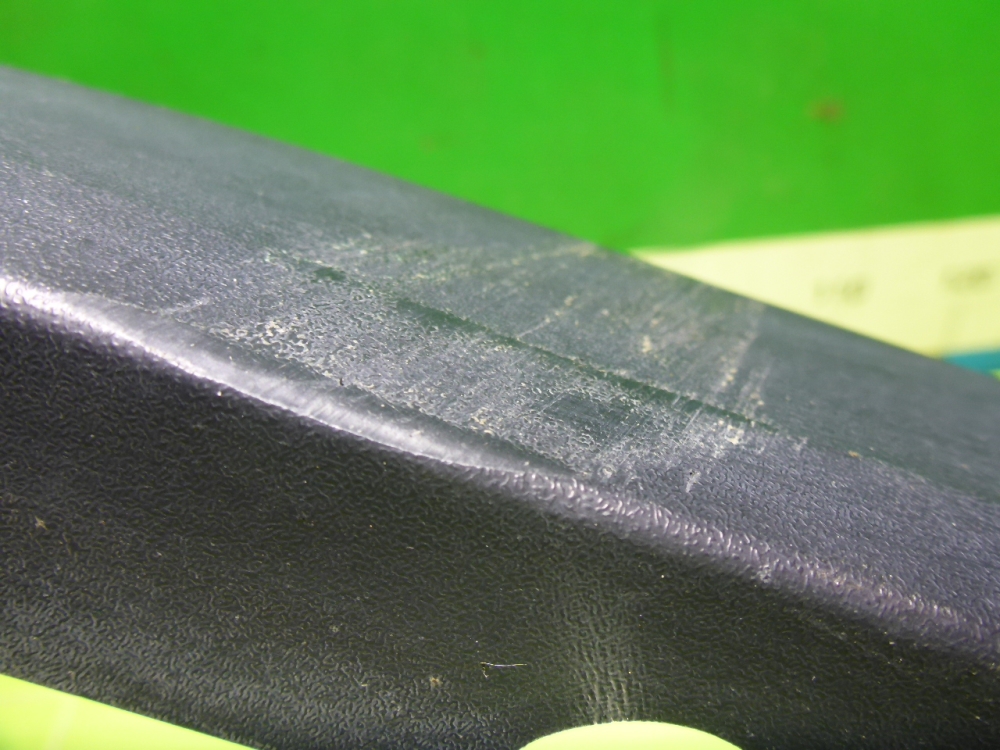 Накладка заднего крыла левого