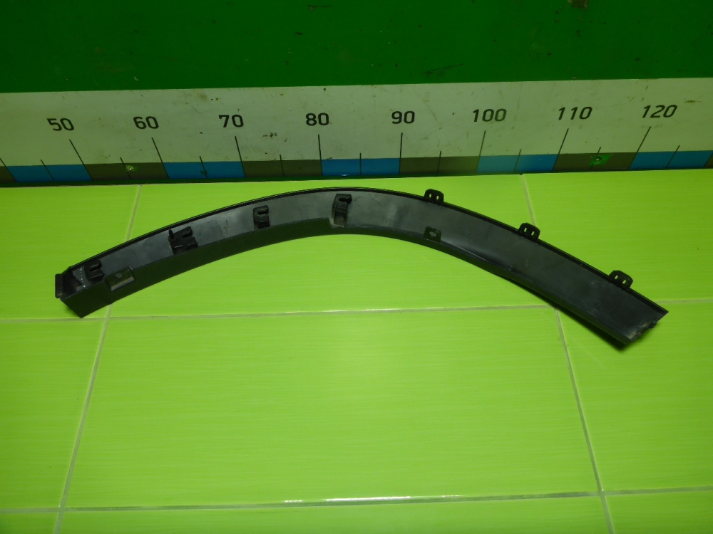 Накладка заднего крыла правого