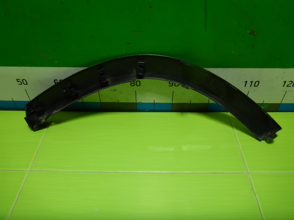 Накладка заднего крыла правого