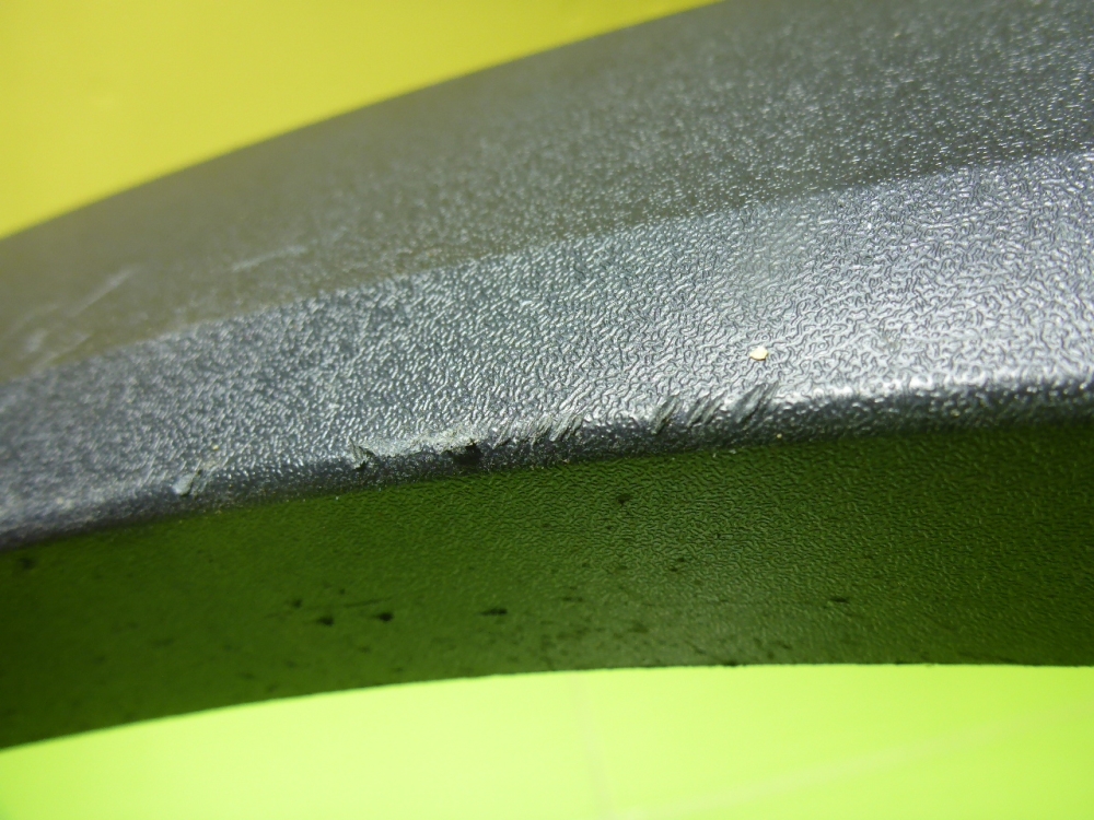 Накладка заднего крыла правого