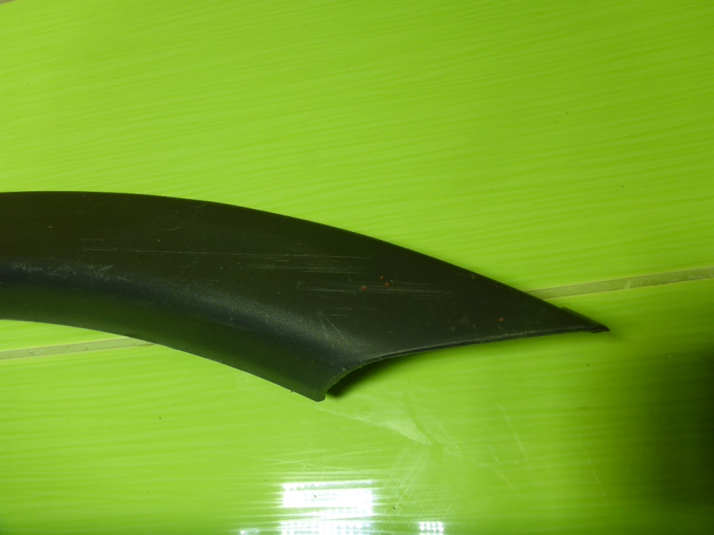 Накладка заднего крыла левого