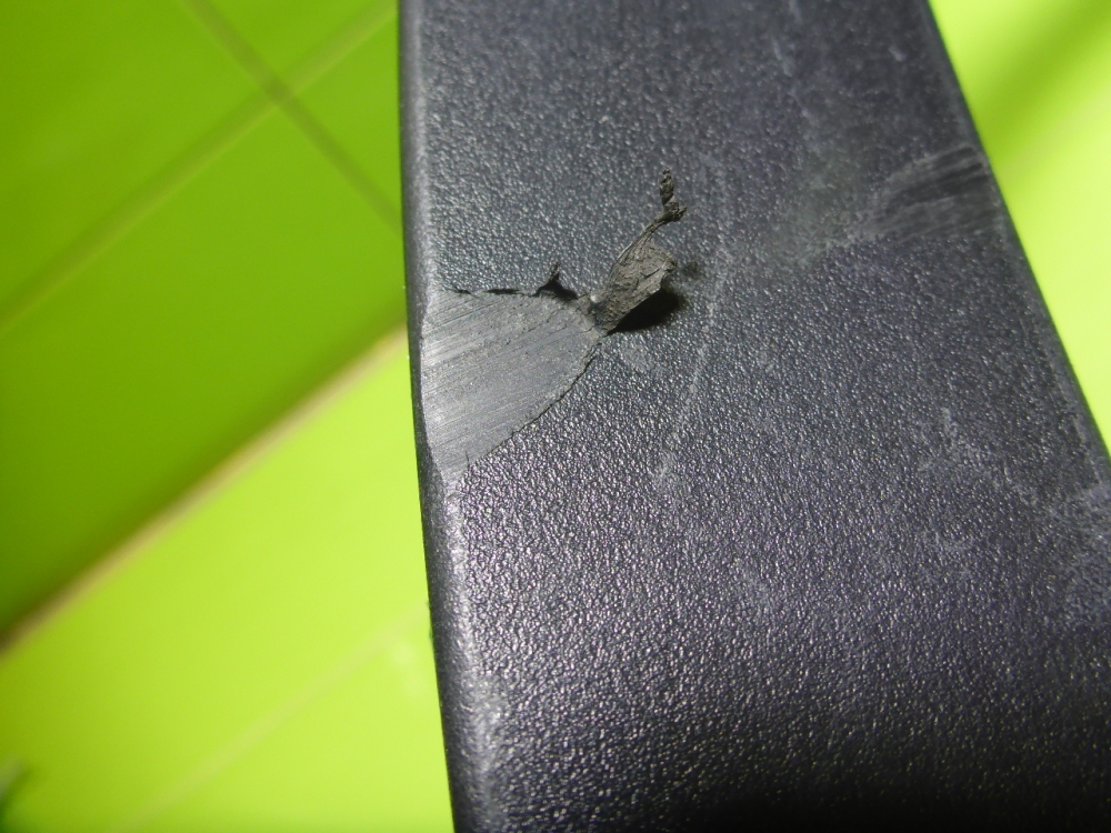 Накладка заднего крыла левого