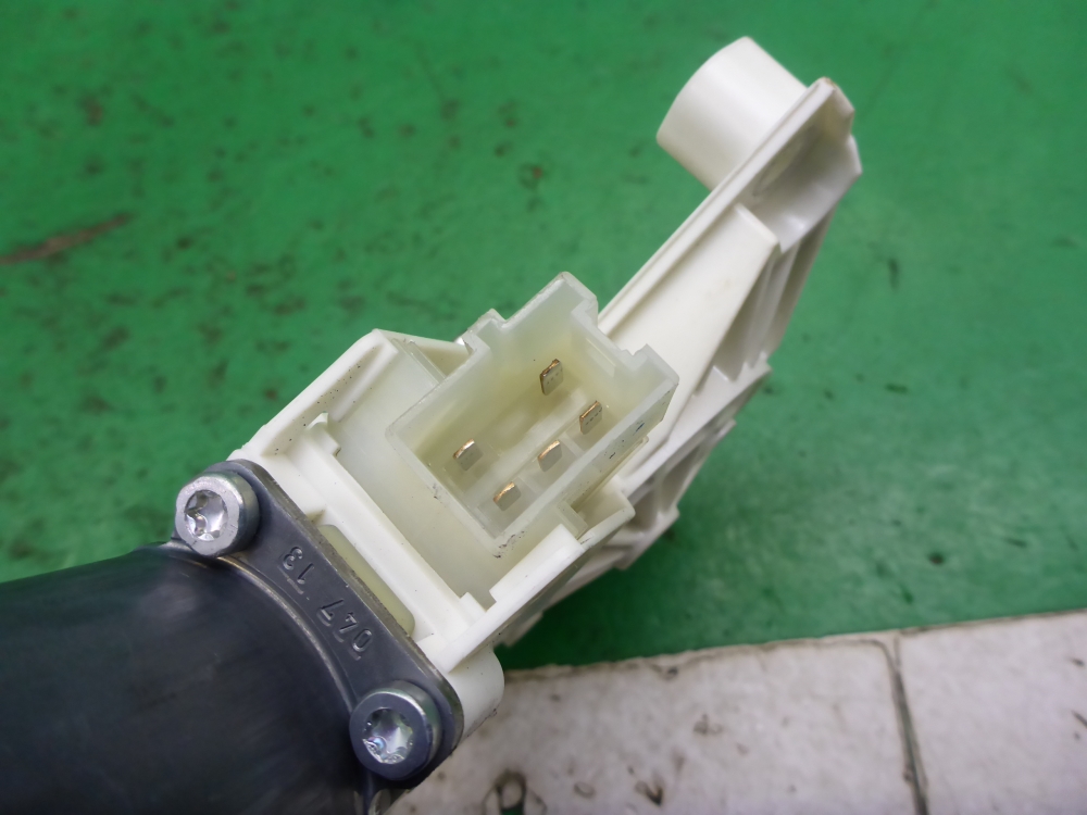 Моторчик стеклоподъемника