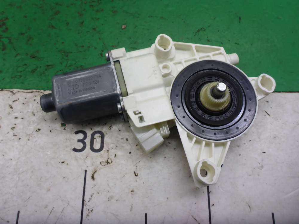 Моторчик стеклоподъемника