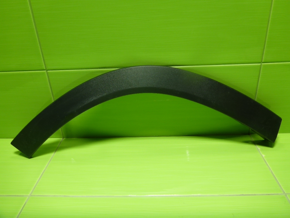 Накладка заднего крыла правого