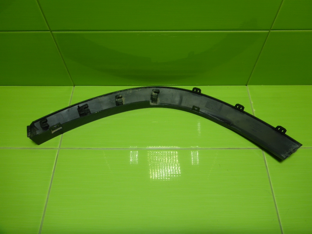 Накладка заднего крыла правого