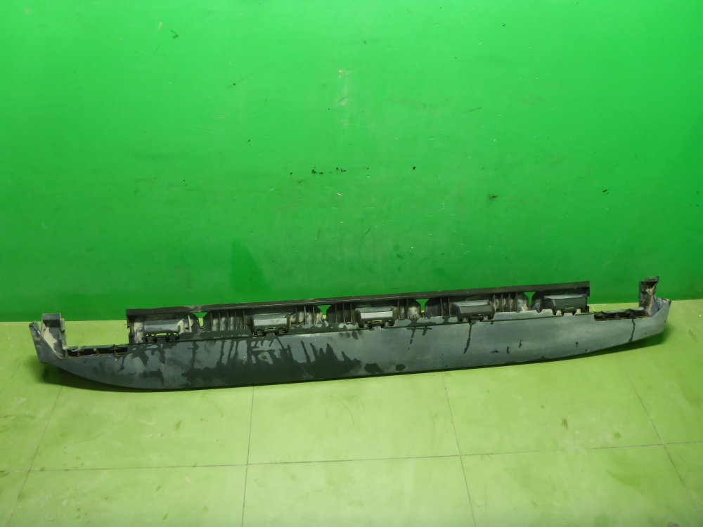 Подножка левая