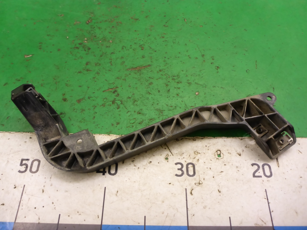 Кронштейн радиатора