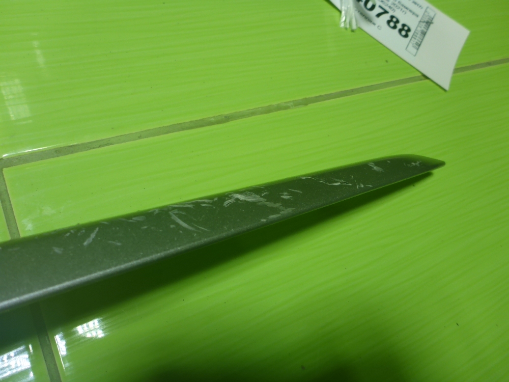 Накладка переднего бампера правая