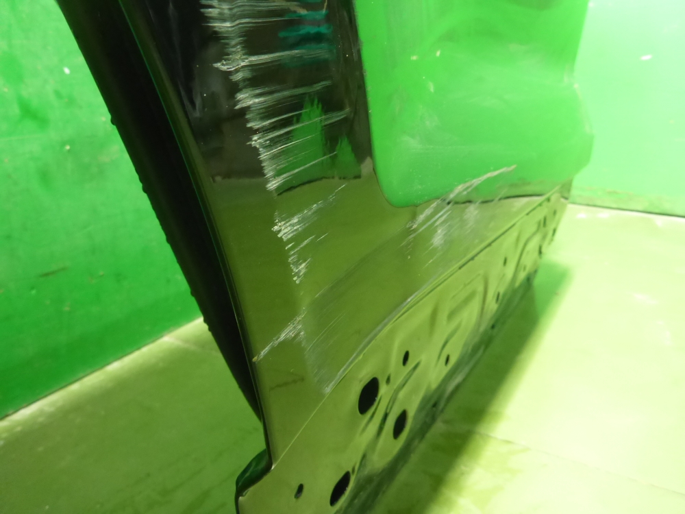 Дверь задняя правая