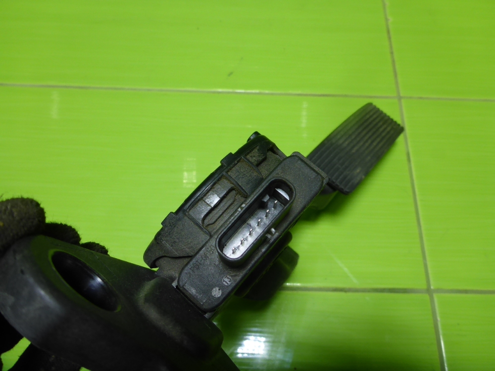 Педаль электронная