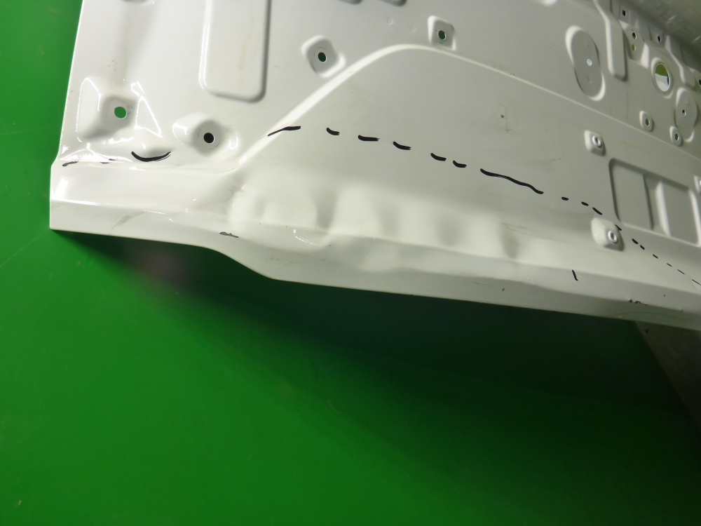 Дверь багажника