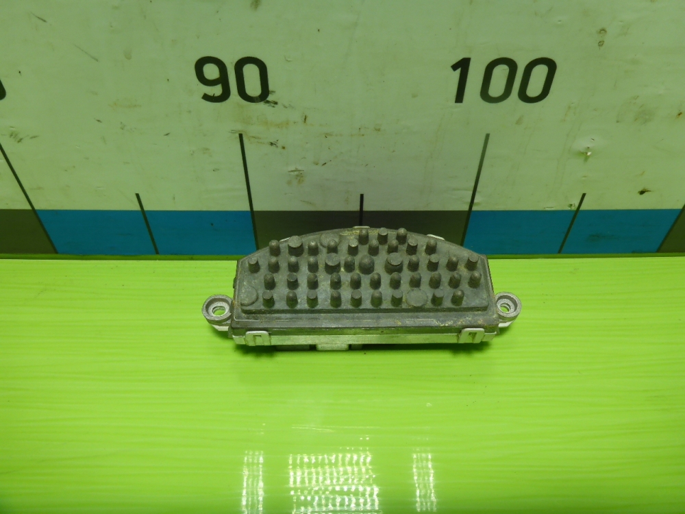 Резистор отопителя