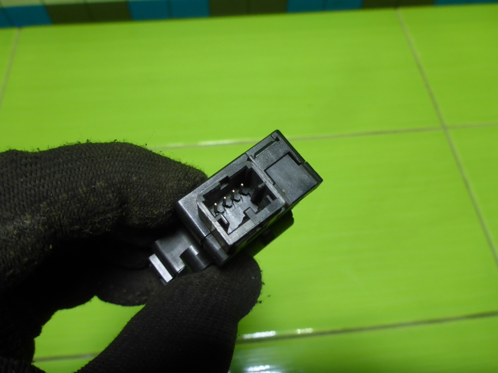 Моторчик заслонки печки