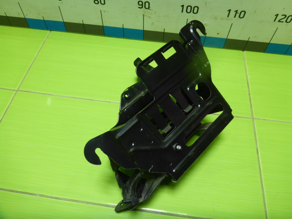 Кронштейн (сопут. товар)